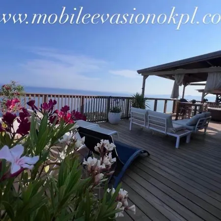 Mobile Evasion Okpl Beauvoir Kamp alanı Saint-Raphaël