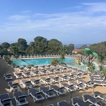 Mobile Evasion Okpl Beauvoir Kamp alanı Saint-Raphaël